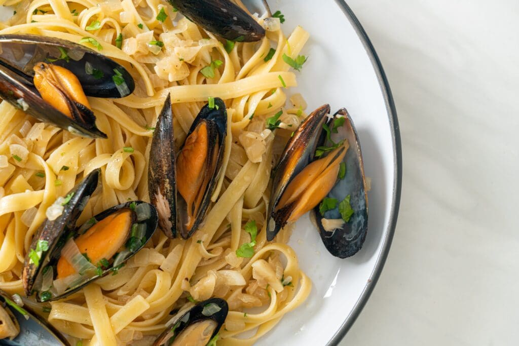 Pasta with Mussels & White Wine Butter Sauce Chefs Club Recipes